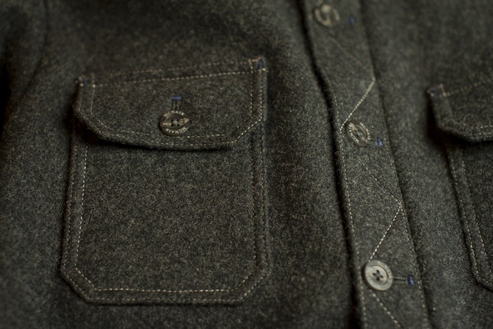 Men's midweight merino Mountain Shirt - Image 19